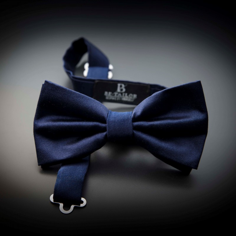 Noeud papillon homme pure soie - couleur unie bleu foncé